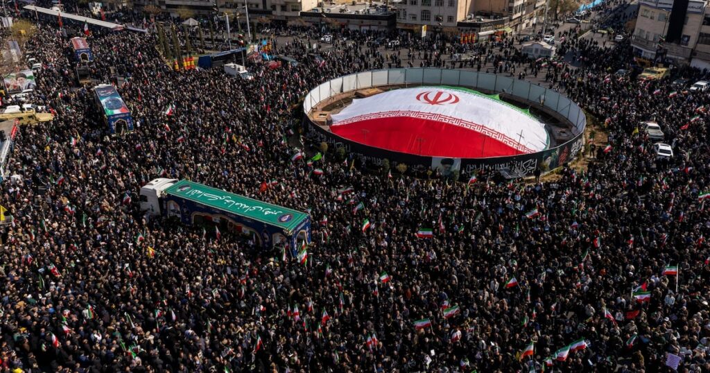 Operadores recurren a la IA ante el caos por guerra de Irán y mercados volátiles
