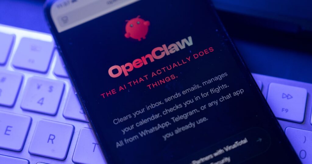 Tencent y Alibaba, en la mira del mercado por boom de la IA de OpenClaw en China