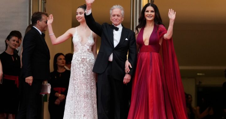 Carys Douglas, hija de Catherine Zeta-Jones y Michael Douglas, en su debut teatral en Nueva York